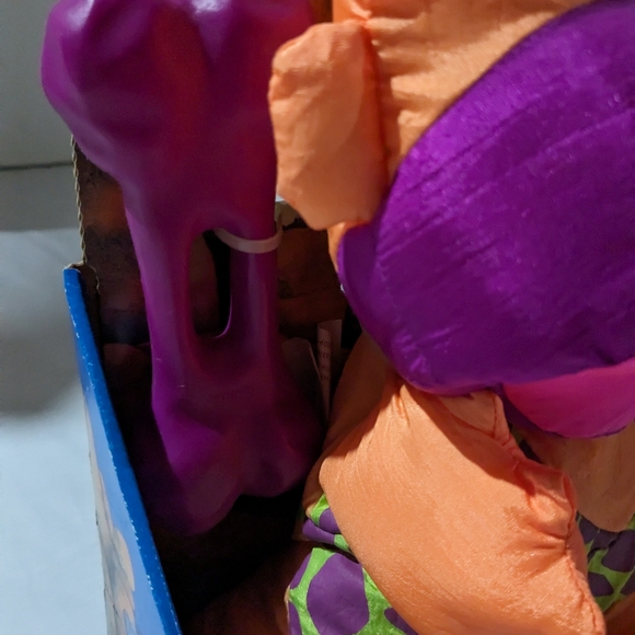 Fisher Price Puffalumps Grrrrunts Caveman 18"  orange with bone VTG 1991 works - Picture 3 of 6